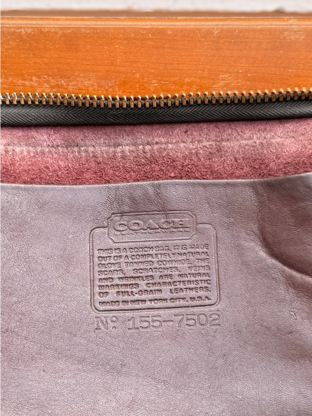 VTG NYC Coach | Basic Bag | No. 9455 |
Burgundy | Timeless - Picture 13 of 15